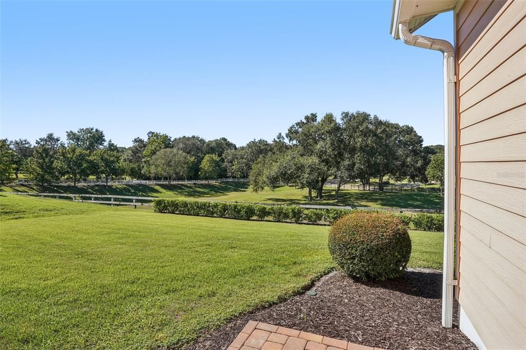 Active With Contract: $419,000 (3 beds, 2 baths, 1712 Square Feet)