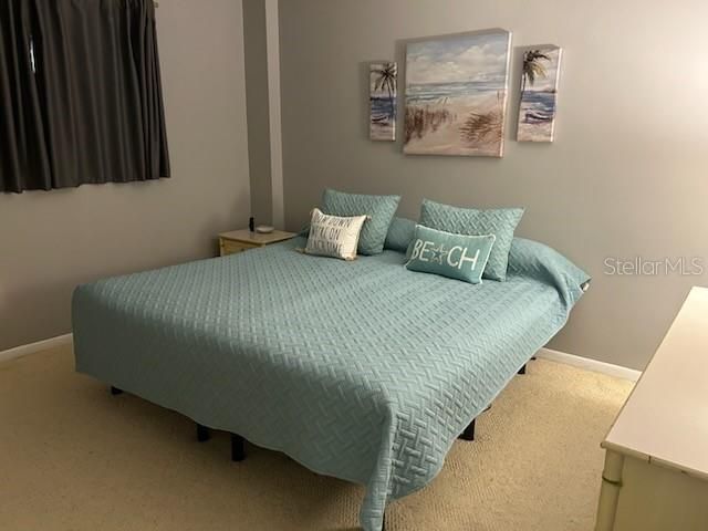 待售: $369,900 (2 贝兹, 2 浴室, 1131 平方英尺)