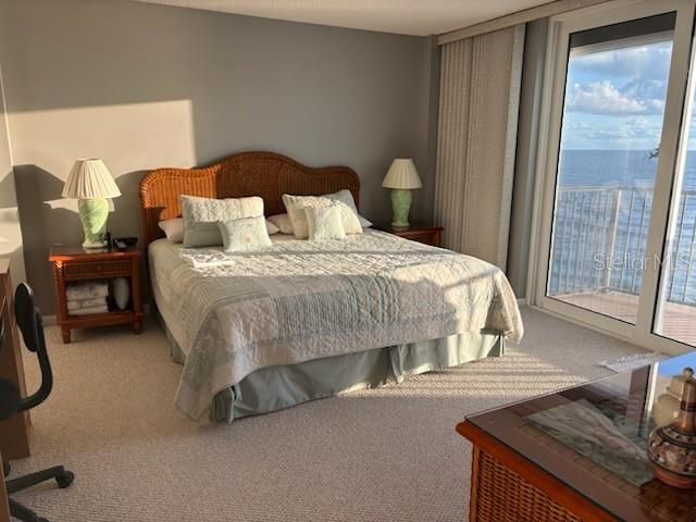 待售: $369,900 (2 贝兹, 2 浴室, 1131 平方英尺)