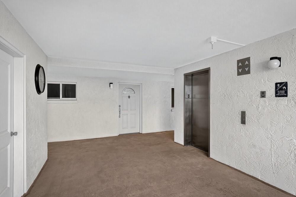 待售: $369,900 (2 贝兹, 2 浴室, 1131 平方英尺)