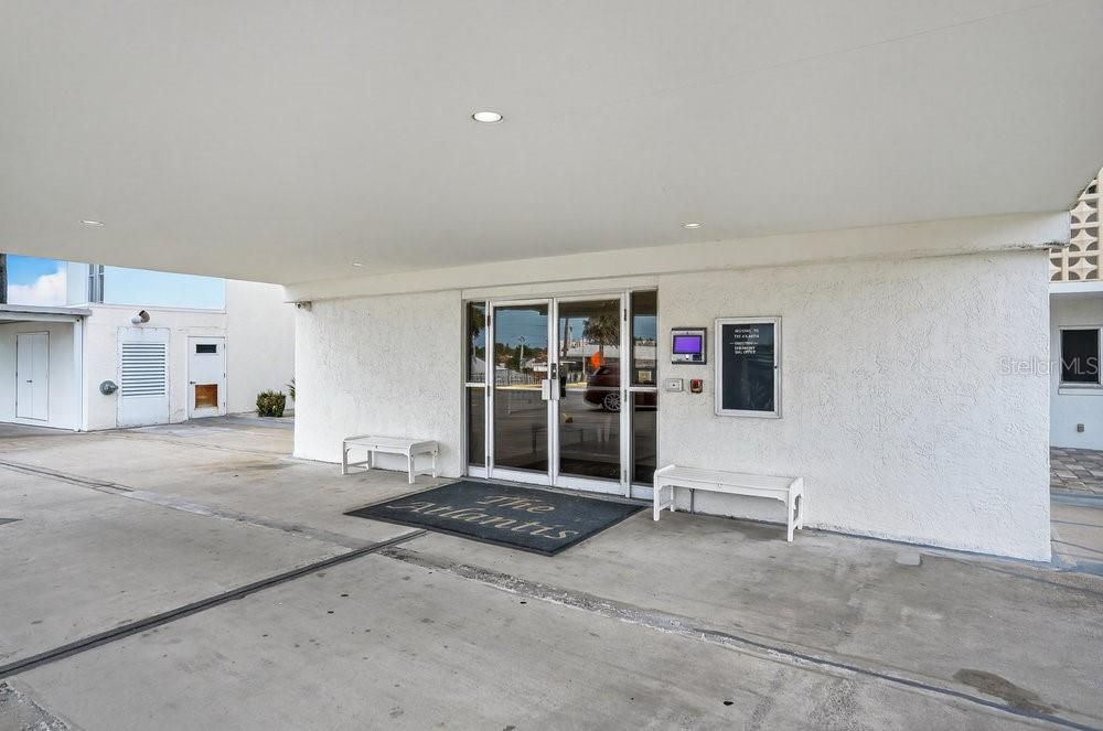 待售: $369,900 (2 贝兹, 2 浴室, 1131 平方英尺)