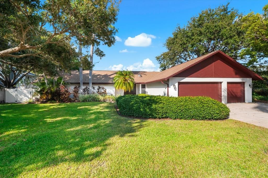 Activo con contrato: $1,125,000 (4 camas, 3 baños, 2809 Pies cuadrados)