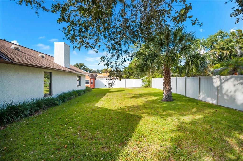 Activo con contrato: $1,125,000 (4 camas, 3 baños, 2809 Pies cuadrados)