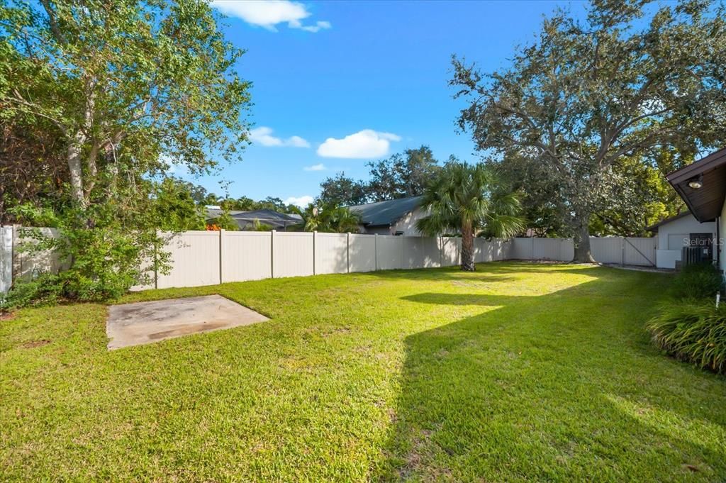 Activo con contrato: $1,125,000 (4 camas, 3 baños, 2809 Pies cuadrados)