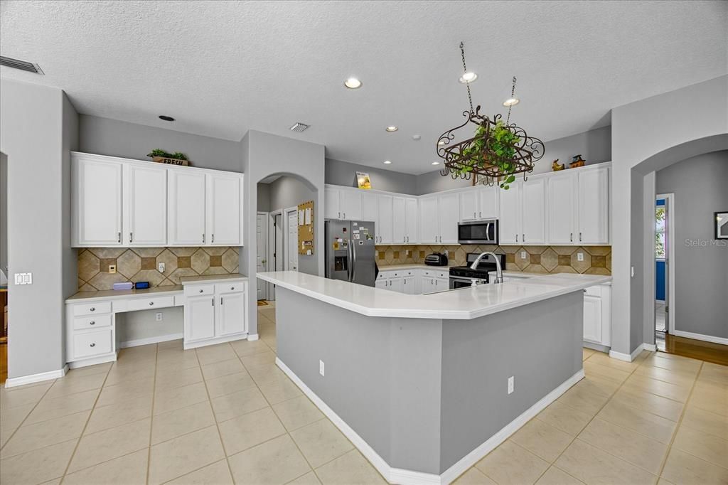 待售: $799,000 (4 贝兹, 3 浴室, 3513 平方英尺)