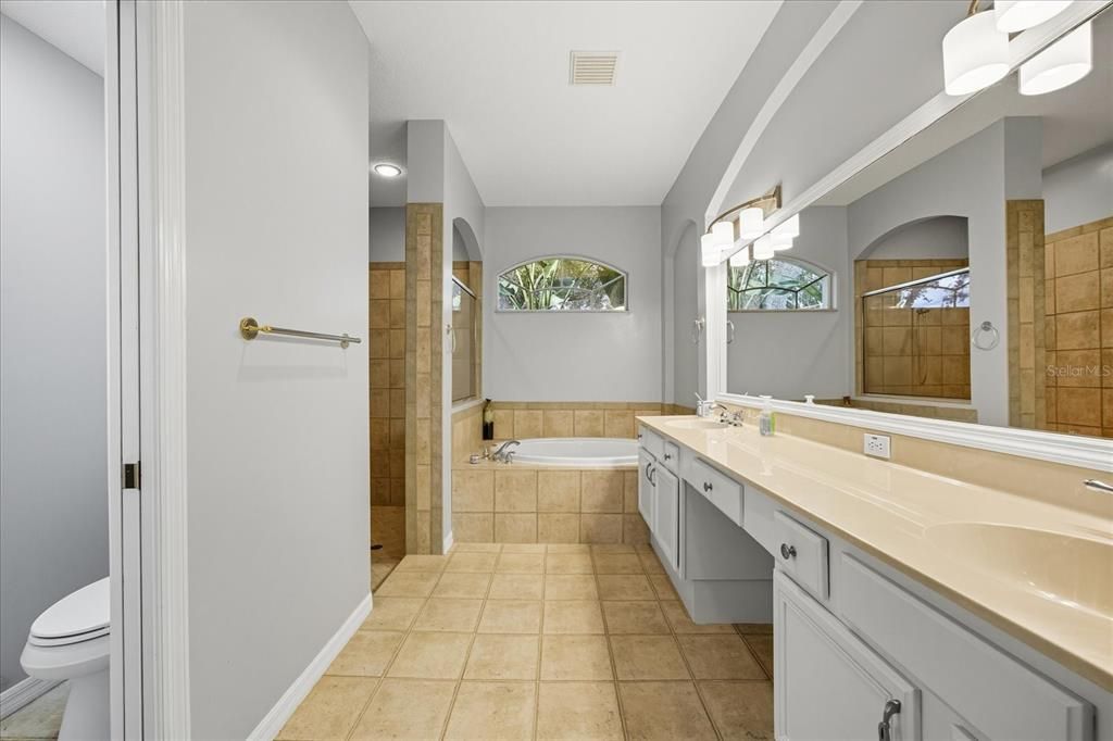 待售: $799,000 (4 贝兹, 3 浴室, 3513 平方英尺)