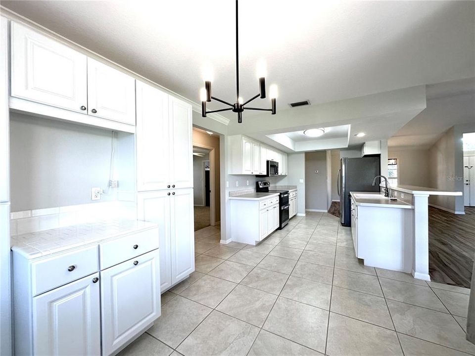 出租: $1,995 (3 贝兹, 2 浴室, 1995 平方英尺)