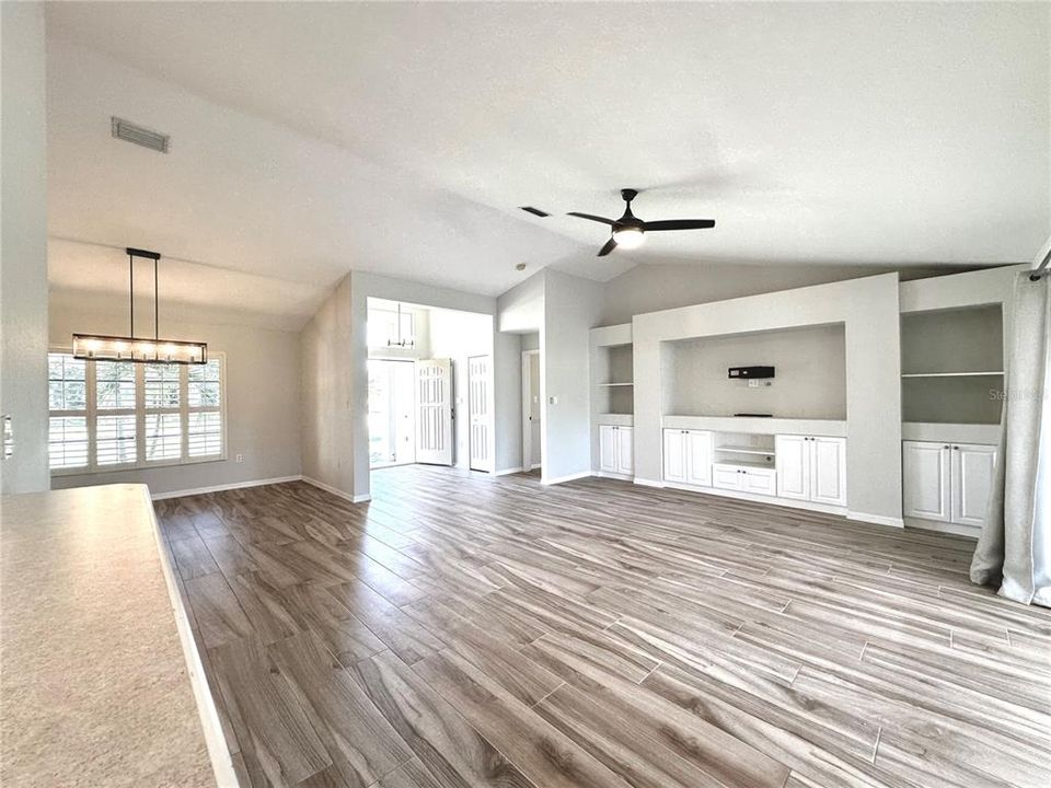 出租: $1,995 (3 贝兹, 2 浴室, 1995 平方英尺)