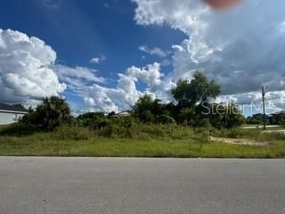 待售: $39,500 (0.33 acres)