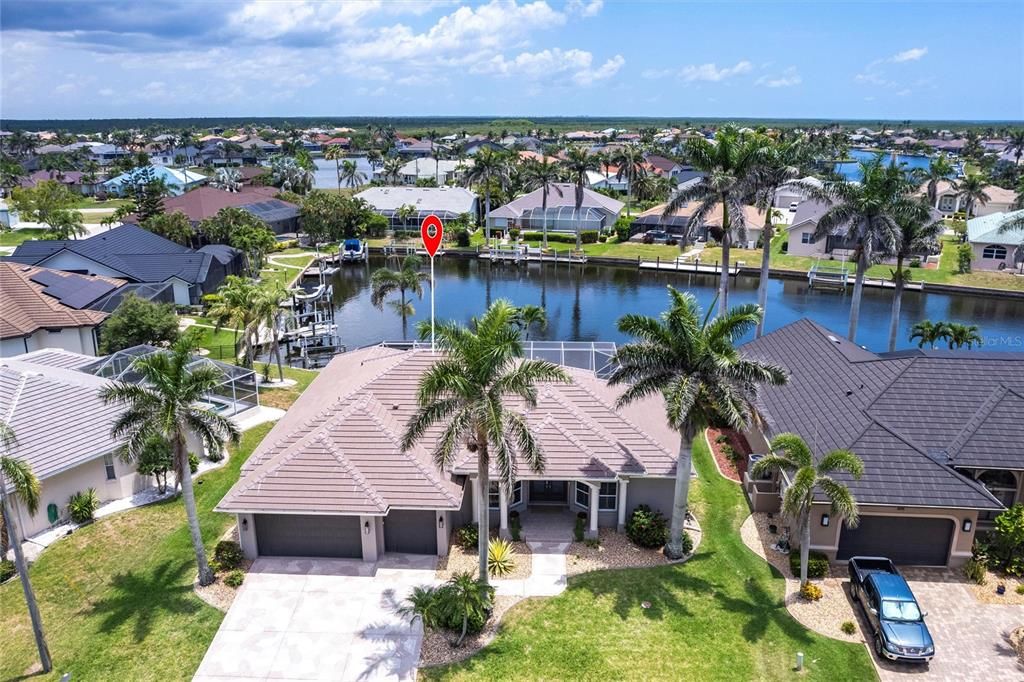 En Venta: $1,050,000 (3 camas, 2 baños, 2235 Pies cuadrados)