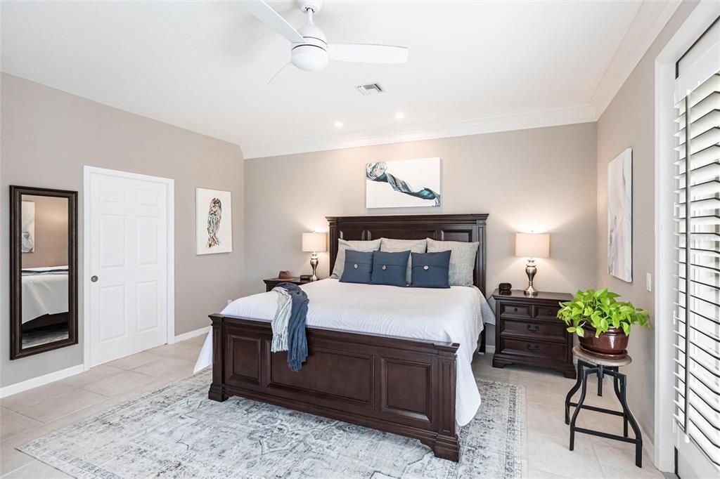 En Venta: $1,050,000 (3 camas, 2 baños, 2235 Pies cuadrados)