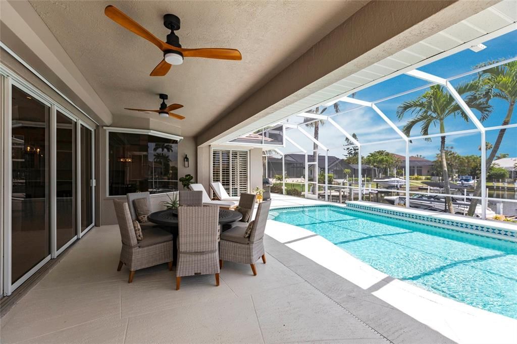 En Venta: $1,050,000 (3 camas, 2 baños, 2235 Pies cuadrados)