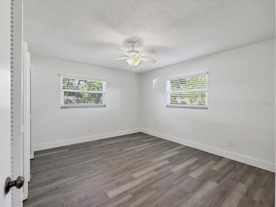 Active With Contract: $2,500 (2 beds, 2 baths, 2056 Square Feet)