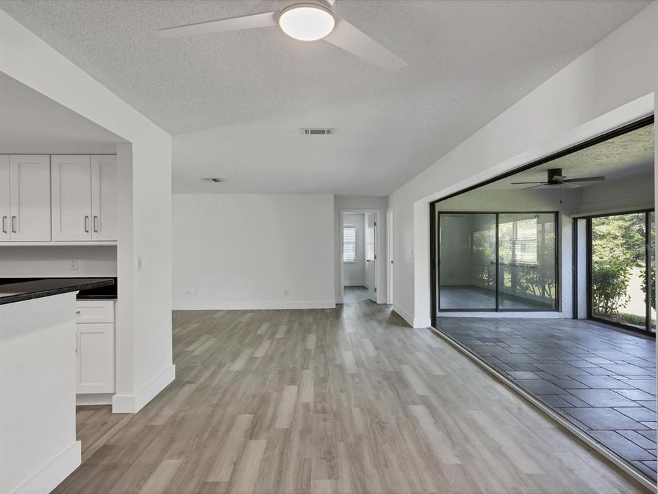 Active With Contract: $2,500 (2 beds, 2 baths, 2056 Square Feet)