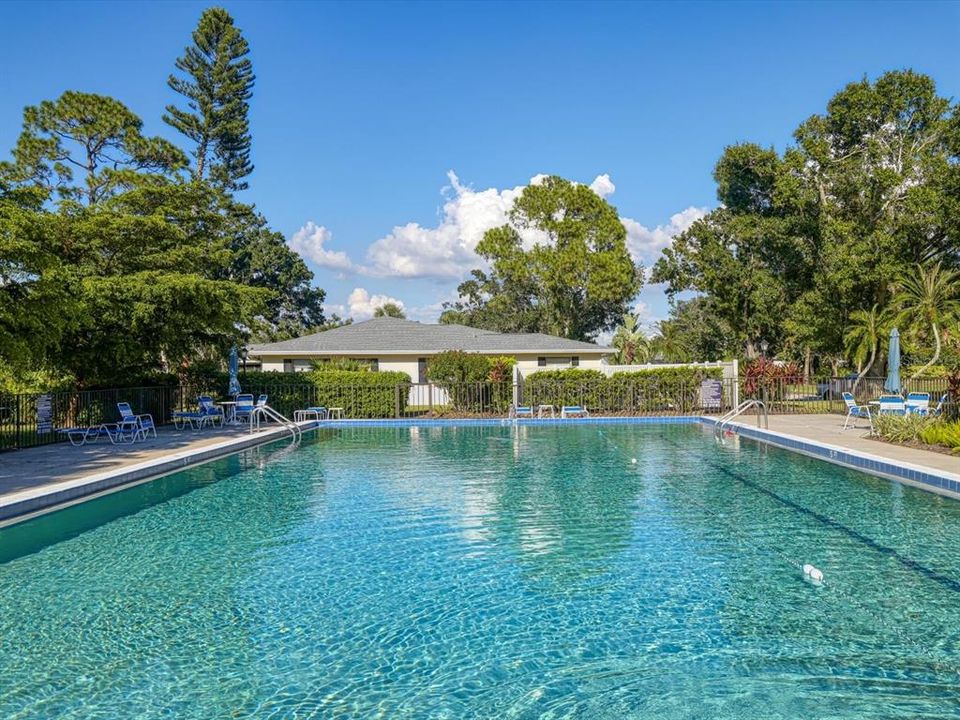 Active With Contract: $2,500 (2 beds, 2 baths, 2056 Square Feet)