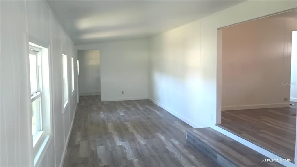 合同活跃: $137,500 (2 贝兹, 1 浴室, 1144 平方英尺)