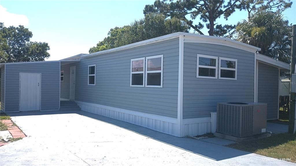 合同活跃: $137,500 (2 贝兹, 1 浴室, 1144 平方英尺)