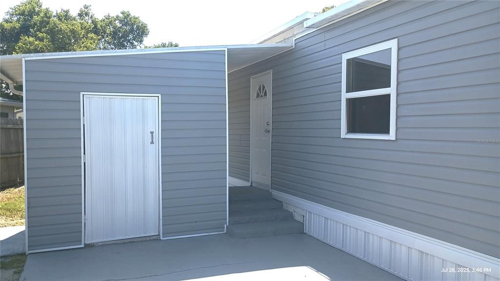 合同活跃: $137,500 (2 贝兹, 1 浴室, 1144 平方英尺)