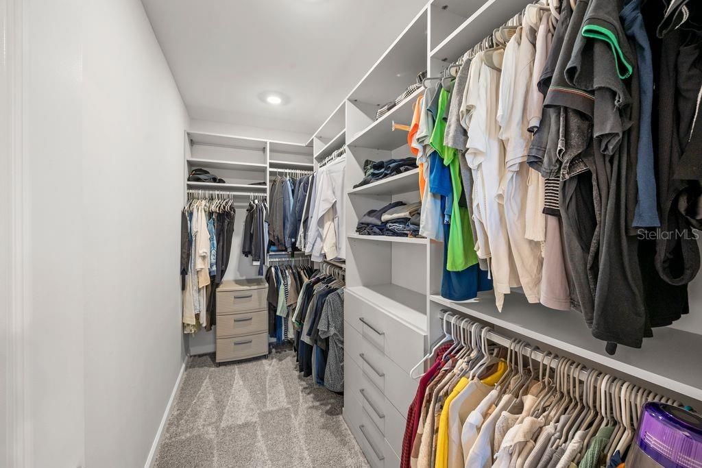 Active With Contract: $515,000 (4 beds, 2 baths, 1591 Square Feet)