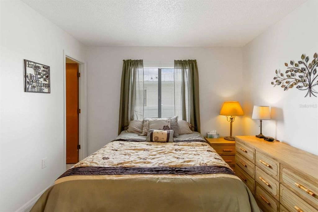 В аренду: $5,500 (3 спален, 3 ванн, 2330 Квадратных фут)