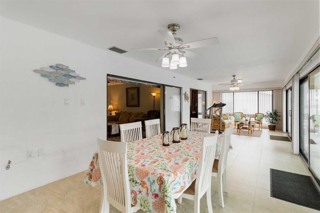 В аренду: $5,500 (3 спален, 3 ванн, 2330 Квадратных фут)