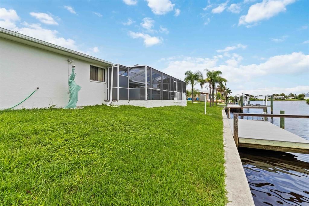 В аренду: $5,500 (3 спален, 3 ванн, 2330 Квадратных фут)