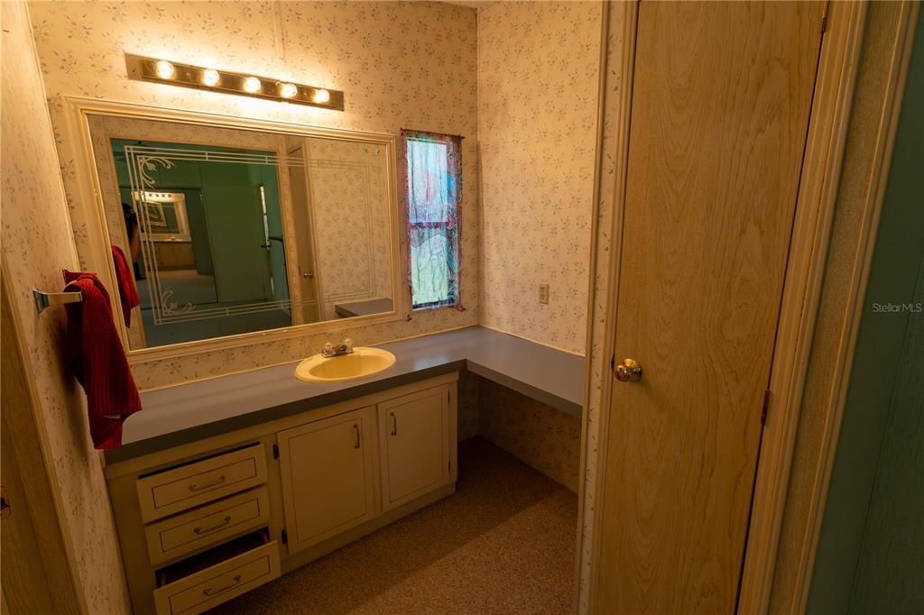 En Venta: $190,000 (2 camas, 2 baños, 1012 Pies cuadrados)