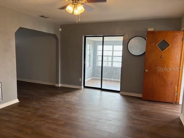 Active With Contract: $175,000 (2 beds, 1 baths, 1124 Square Feet)