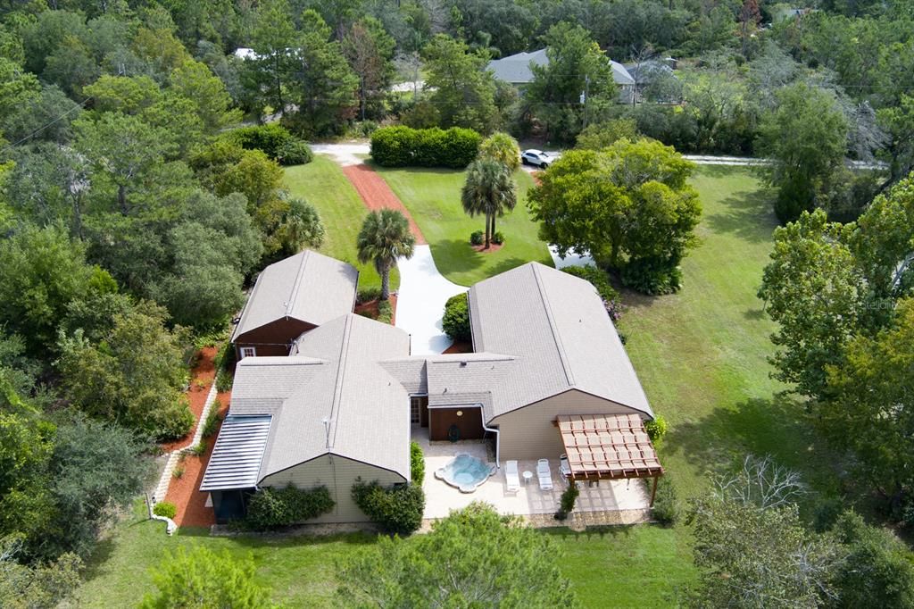 En Venta: $739,000 (4 camas, 2 baños, 2818 Pies cuadrados)