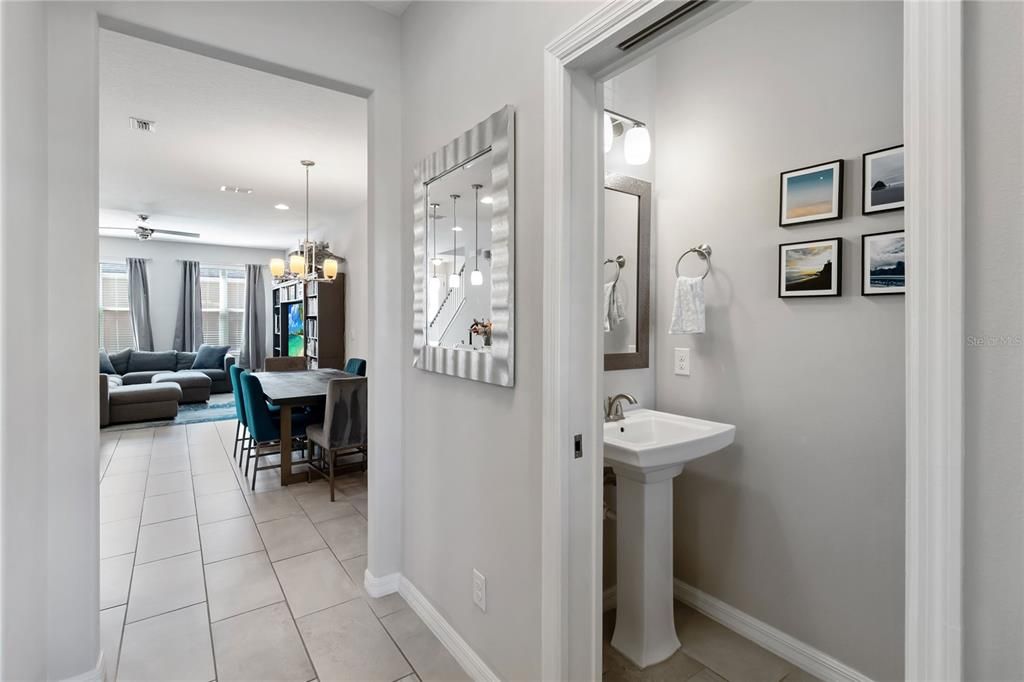 Под контрактом: $400,000 (3 спален, 2 ванн, 1687 Квадратных фут)