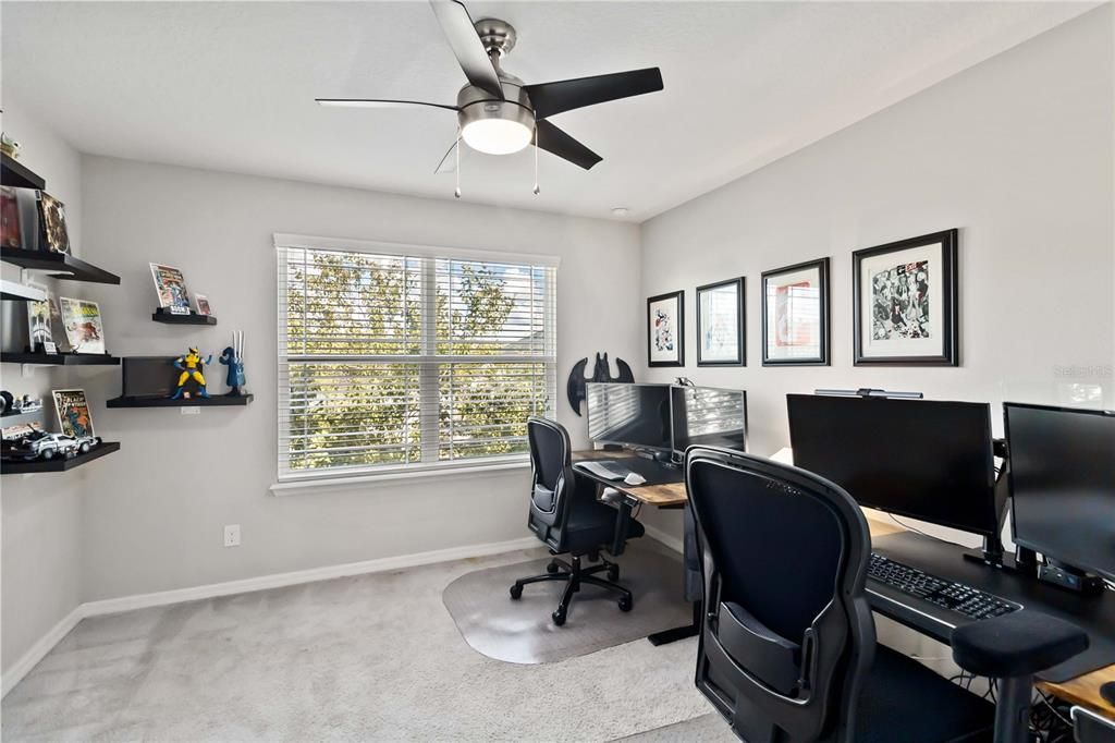 Под контрактом: $400,000 (3 спален, 2 ванн, 1687 Квадратных фут)