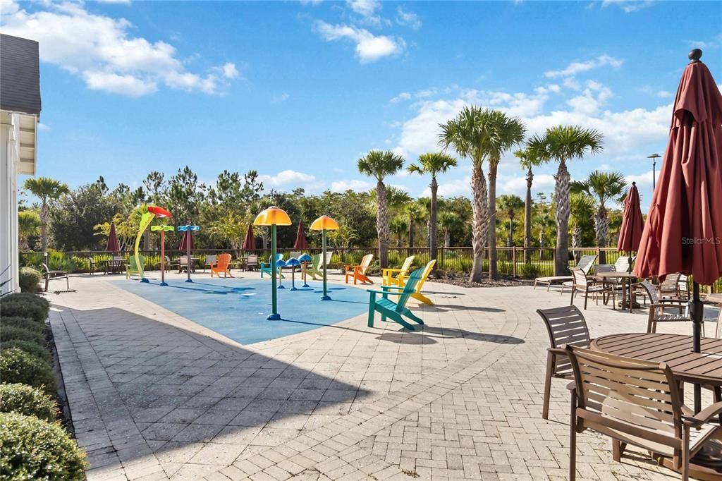 Под контрактом: $400,000 (3 спален, 2 ванн, 1687 Квадратных фут)