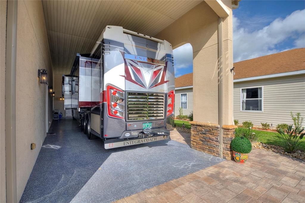 For Sale: $675,000 (2 beds, 2 baths, 2267 Square Feet)