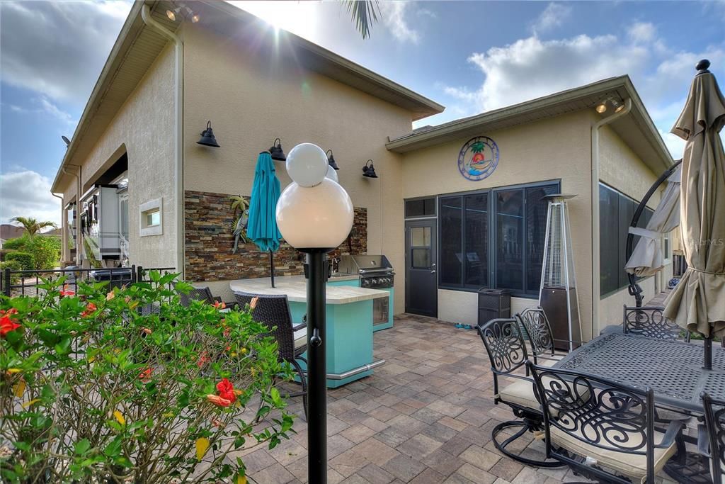 For Sale: $675,000 (2 beds, 2 baths, 2267 Square Feet)