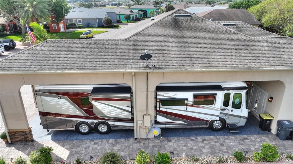 For Sale: $675,000 (2 beds, 2 baths, 2267 Square Feet)