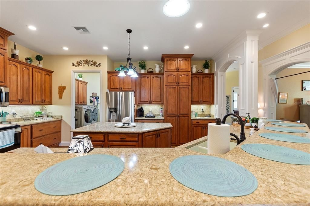 For Sale: $675,000 (2 beds, 2 baths, 2267 Square Feet)