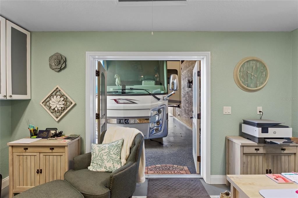 For Sale: $675,000 (2 beds, 2 baths, 2267 Square Feet)