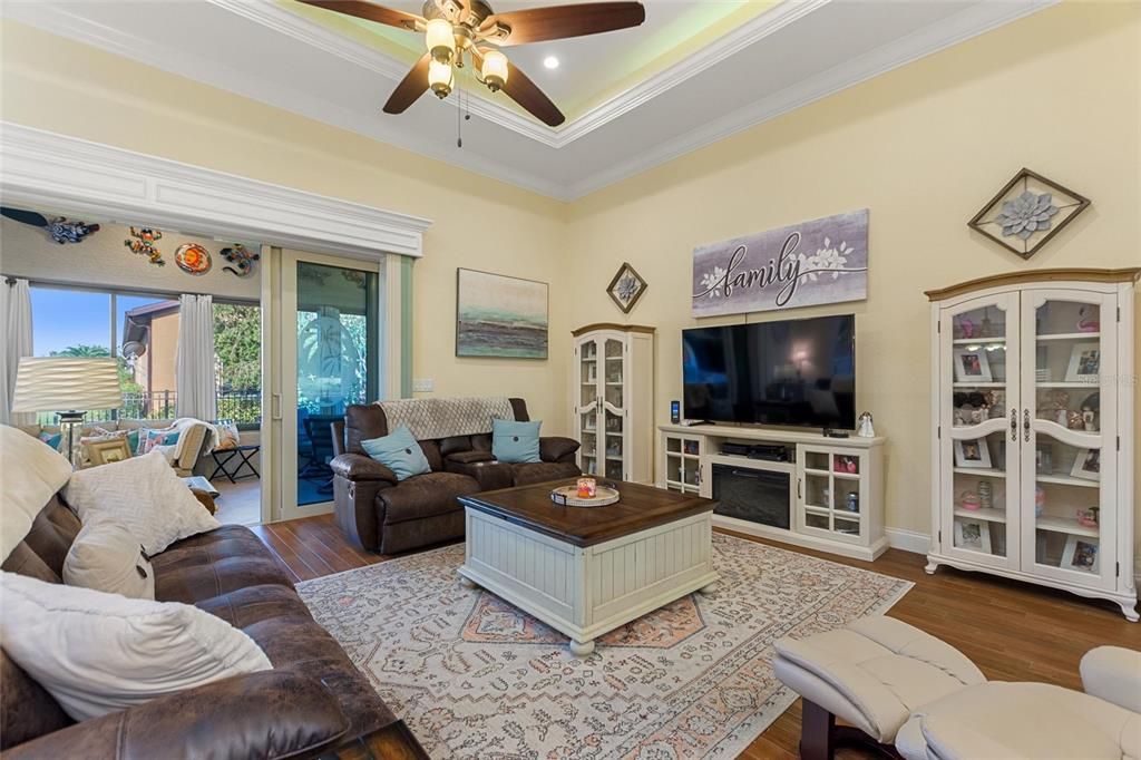 For Sale: $675,000 (2 beds, 2 baths, 2267 Square Feet)