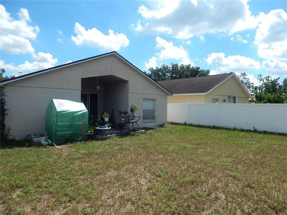 For Sale: $360,000 (3 beds, 2 baths, 1233 Square Feet)