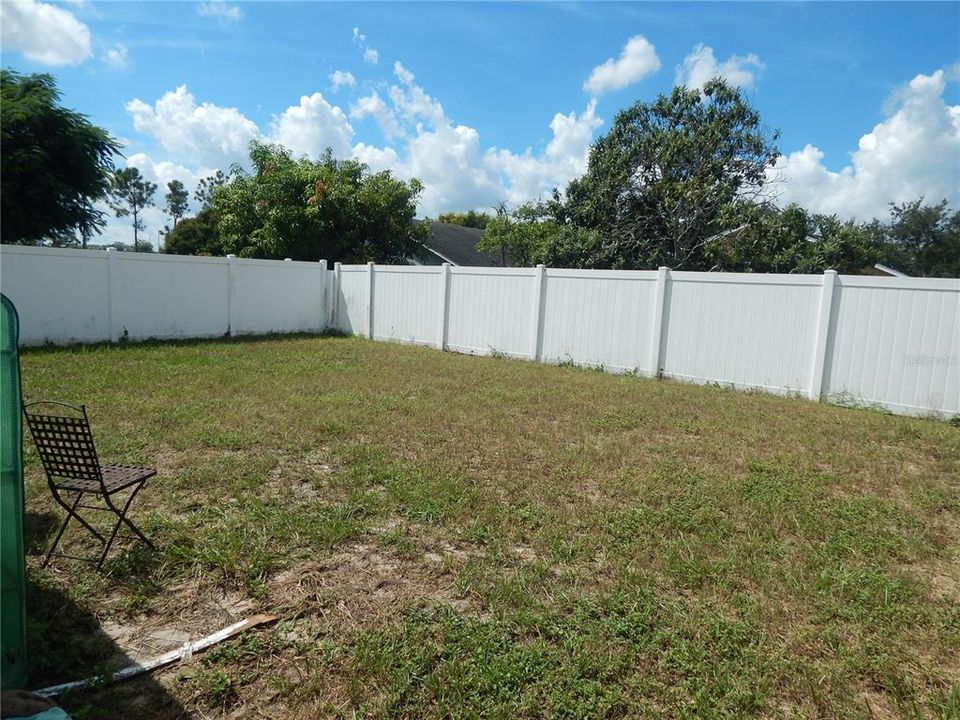 For Sale: $360,000 (3 beds, 2 baths, 1233 Square Feet)