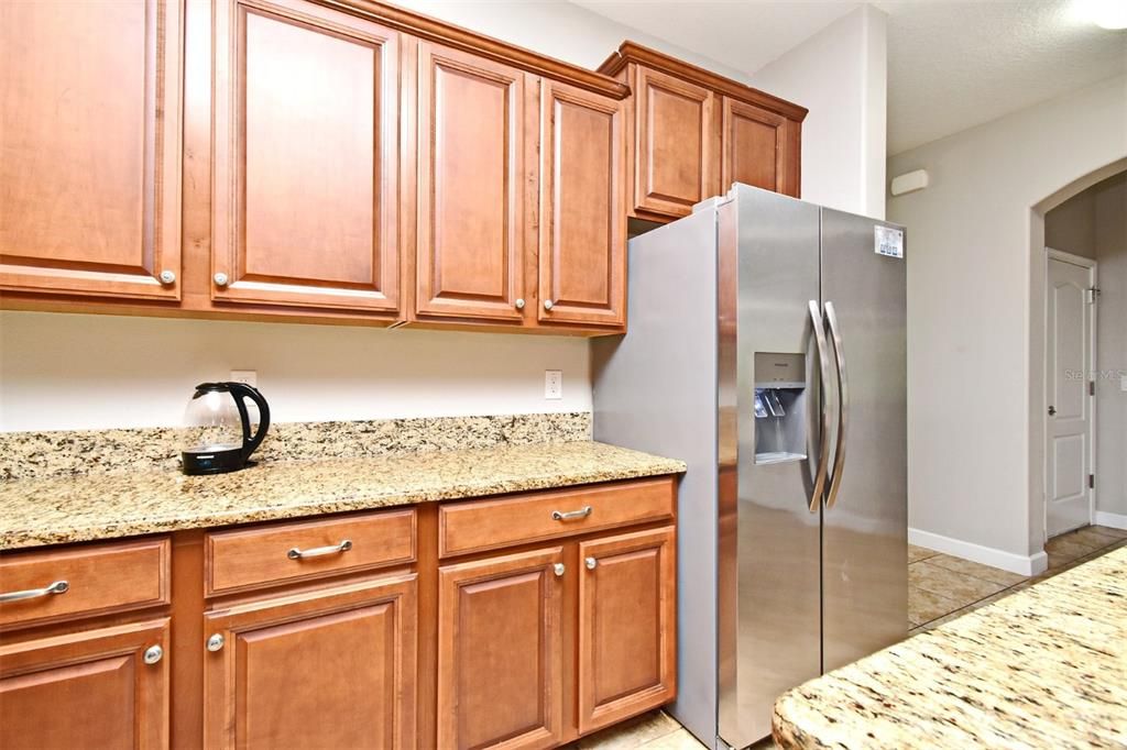 Active With Contract: $3,050 (7 beds, 5 baths, 3291 Square Feet)