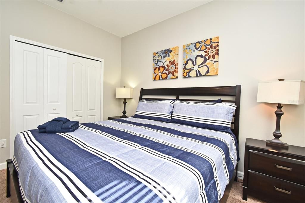 Active With Contract: $3,050 (7 beds, 5 baths, 3291 Square Feet)