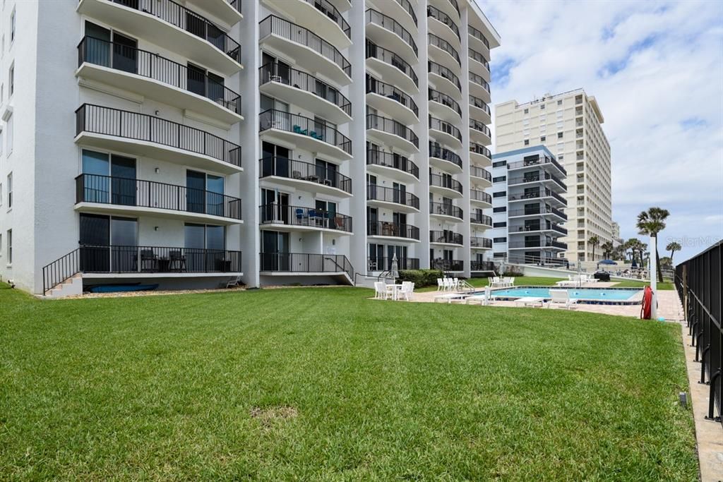 待售: $420,000 (2 贝兹, 2 浴室, 1342 平方英尺)