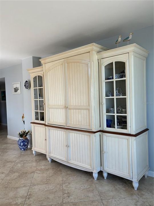 待售: $420,000 (2 贝兹, 2 浴室, 1342 平方英尺)