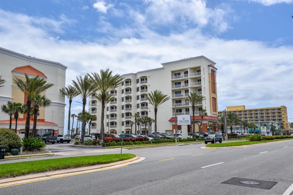 待售: $420,000 (2 贝兹, 2 浴室, 1342 平方英尺)