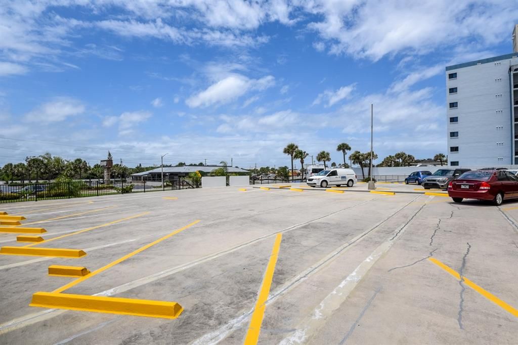 待售: $420,000 (2 贝兹, 2 浴室, 1342 平方英尺)