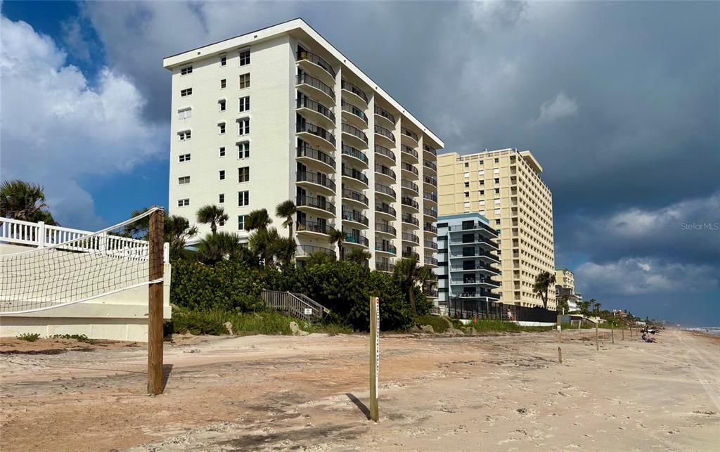 待售: $420,000 (2 贝兹, 2 浴室, 1342 平方英尺)