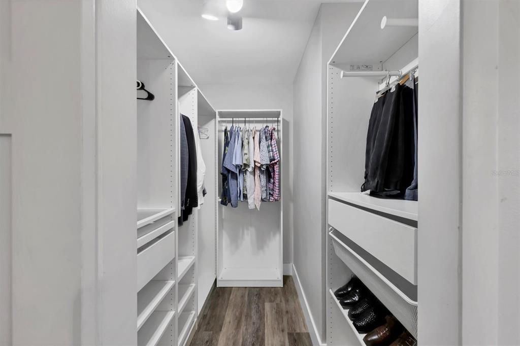 На продажу: $619,000 (3 спален, 2 ванн, 1856 Квадратных фут)