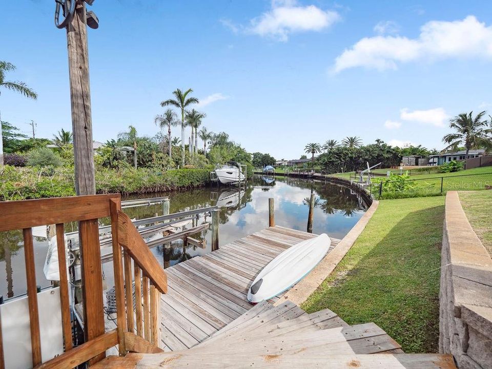 Под контрактом: $1,699,000 (4 спален, 4 ванн, 2910 Квадратных фут)