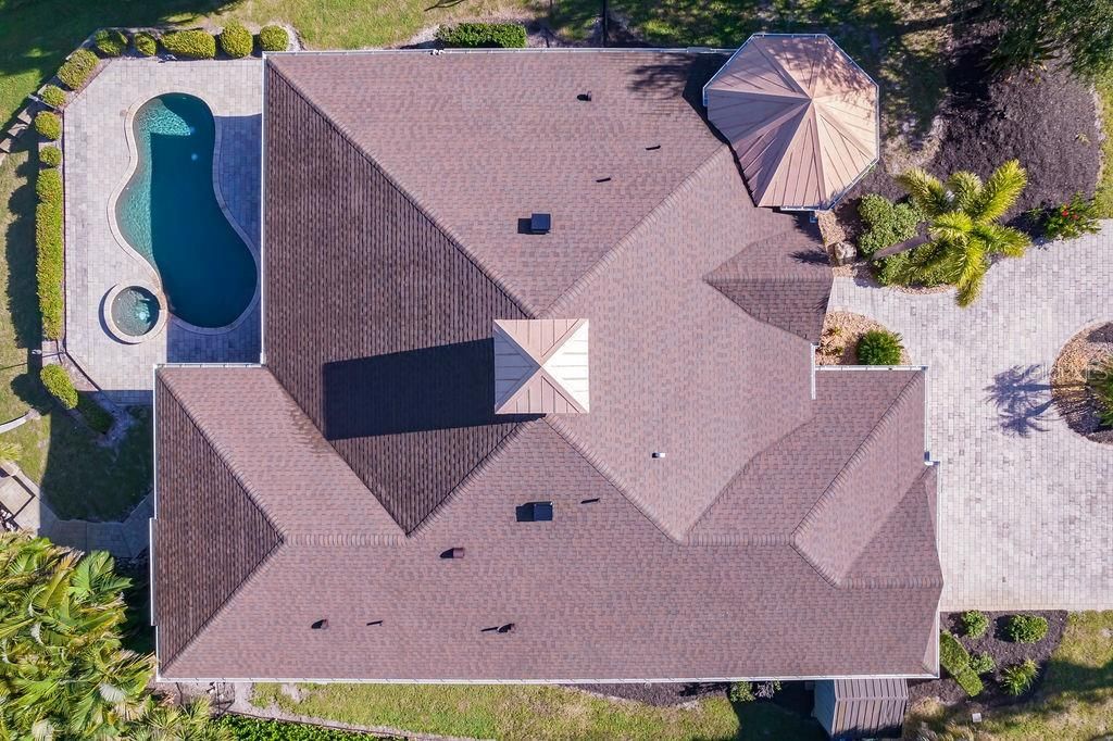 Под контрактом: $1,699,000 (4 спален, 4 ванн, 2910 Квадратных фут)